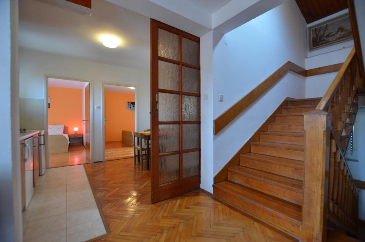 Brigita Apartments ロヴィニ エクステリア 写真